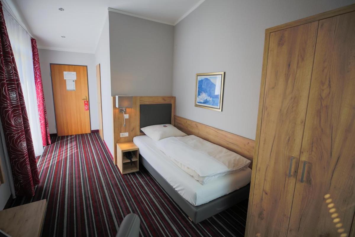 Hotel Suederelbe Hamburg Exterior photo